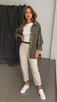 Casual College Outfits, Outfit Chic, Business Casual Outfits For Work, Casual Day Outfits, Mode Casual, Stylish Work Outfits, Business Outfit, Casual Work Outfits, Work Outfits Women