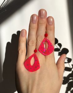 This item is unique, hand-painted by me with special jewelry water-resistant paints. I like retro style. The design of these earrings is inspired by the retro style of the 50s, 60s, and 70s when was so popular clothing and jewelry with dots. Having chosen these earrings, you will not find the same jewelry on anyone else. The other retro style earrings you can find in the section "Hand painted Earrings". MORE DETAILS * Materials used: hand-painted plastic details, Czech glass beads, stainless ste Popular Clothing, Hand Painted Earrings, Painting Plastic, Blue Dots, Painted Earrings, Steel Earrings, Special Jewelry, 80s Retro, Blue Dot