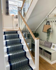 White painted stairs with black stair runner and glass balustrade White Painted Stairs, Black Stair Runner, Stairs Cladding, Staircase Manufacturers, Oak Handrail, Bespoke Staircases, Staircase Runner, Timber Staircase, Hall Flooring