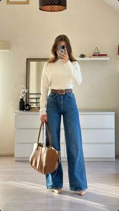 Modest Chic Outfits Casual, Autumn Outfits For Teachers, Modest Fashion With Pants, Modest Romantic Outfit, Fall Christian Outfits, Modest Smart Casual Outfits, Modest Casual Outfits Jeans, Smart Casual Women Winter Outfits, Wide Pants Winter Outfit