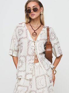 Sun Dream Shirt Cream / Multi Cold Hands, Oversized Style, Fashion Board, Split Hem, Princess Polly, Drop Shoulder, Fashion Inspiration, Split, Style Inspiration