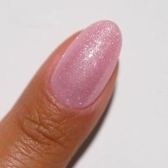 Cute Nails With No Acrylics, Pink Shine Nails, Dnd Colors, Dnd Clear Pink, Dnd Soft Pink, Dnd Barbie Pink, Dnd Pearly Pink, Bday Nails Ideas, Light Pink Sparkly Nails