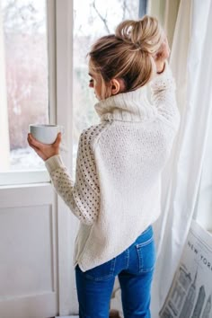 Oversized knitted sweater Stylish Winter Outfits, Mode Casual, Mode Inspo, Fall Winter Style, Stitch Fix Style, Fall Winter Fashion, Looks Style, Mode Inspiration, Fall Style