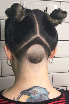 Women’s Undercut Designs, Undercut Design Women, Undercut Designs For Women Patterns, Moon Undercut, Fade Undercut Women, Pigtails Undercut, Undercut Patterns Women, Undercuts For Women Medium Length, Easy Undercut Designs