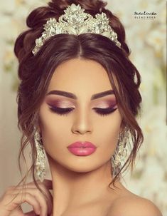 Princes Makeup, Bridal Makeup Looks, Eyes Closed, Bride Makeup, Makeup Pictures, Artistic Hair, Top 20