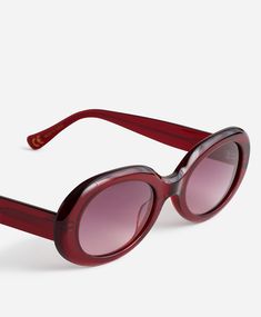 Valoma Chunky Oval Sunglasses | Madewell Chunky Sunglasses, Aesthetic Sunglasses, Women Sunglasses, Oval Sunglasses, 90s Inspired, Sunglasses & Glasses, Sunnies, Sunglasses Case, Madewell