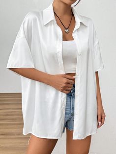 Branco Casual Collar Manga Curta Tecido Simples Camisa Embellished Não elástico Shirts Shein, Women Summer Casual, Europe Outfits, Plain Shirt, Plain Shirts, Women Blouses, Loose Shorts, White Casual, Summer Essentials