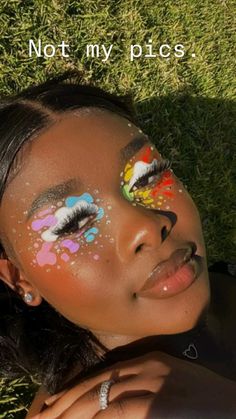 Creative Colorful Outfits, Fine Art Makeup, Makeup Colorful Creative, Colorful Makeup Ideas Eyeshadows, Creative Colorful Makeup, Artistic Makeup Ideas Eyes, Colorful Creative Makeup, Face Art Makeup Aesthetic, Makeup Ideas Colorful Creative