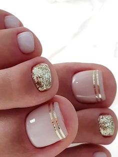 Beach Toe Nails, Pedicure Designs Toenails, Pedicure Colors, Nagellack Trends, Toe Nail Color, Pretty Toe Nails, Valentine Nails, Cute Toe Nails, Summer Toe Nails