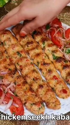 Chicken Seekh Kabab, Seekh Kabab, Kebabs, Authentic Recipes, Easy Chicken, Food Recipe, Skewers, Home Made