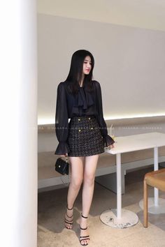 Korean Elegant Style, Korean Rich Girl Outfit, Formal Korean Outfit, Trendy Corporate Outfits, Work Outfits Women Korean, Formal Elegant Outfit Classy, Korean Corporate Attire, Elegant Korean Outfit, Classy Korean Outfits