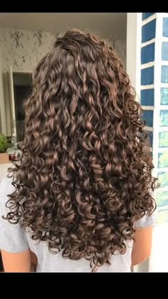 Curly Hair Care Routine, Highlights Curly Hair, Curly Hair Photos, Hairdos For Curly Hair, Curly Hair Inspiration, Curly Girl Hairstyles, Curly Hair Routine