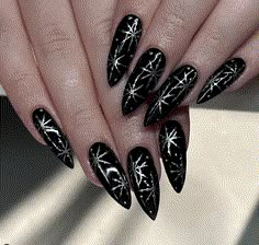 Gothic Christmas Nails Acrylic, Black Nail Christmas Design, Goth Nails Christmas, Christmas Gothic Nails, Black Christmas Nails Almond, Dark Christmas Nails Acrylic, Dark Christmas Nail Ideas, Black And White Holiday Nails, Anti Christmas Nails