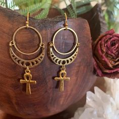 Ancient Egypt Earring - Ankh Moon Drop Earrings - Bricks Masons Symbol Of Life, Dangle Earrings Boho, Boys Jewelry, Aesthetic Jewelry, Dark Gold, Jewelry Women, Retro Chic, Types Of Rings, Sun Moon