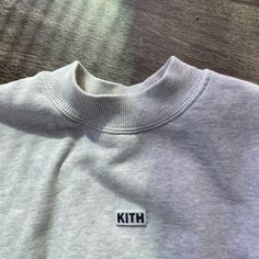 Excellent Condition (Preowned- No Outstanding Flaws) Kith Mockneck Sweatshirt Light Grey Sz S 100% Cotton Heavyweight With Kith Logo Open To Offers! Comment With Questions! Classic High Neck Tops With Ribbed Cuffs, White High Neck Tops With Ribbed Cuffs, Casual Mock Neck Top With Funnel Neck, Oversized Classic Turtleneck Top, Classic Oversized Turtleneck Top, Casual White Mock Neck Top For Fall, Casual High-neck Tops For Everyday, Gray Turtleneck Top With Ribbed Collar, Classic Cotton Funnel Neck Tops