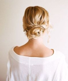 42 Beautiful Bridesmaid Hair Ideas | HappyWedd.com Bridal Hair Tutorial, Ball Hair, Low Bun Hairstyles, Easy Hair Updos, Fishtail Braid, Low Bun, Beautiful Life