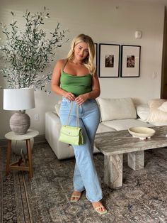 Women’s Mid Size Fashion, Summer 2024 Outfits Women Midsize, Women Curvy Style, Cute Mom Fits Summer, Summer 2023 Outfits Curvy, Mid Sized Going Out Outfit, Casual Outfits Mid Size Women, Day Drinking Outfit Midsize, Curve Night Out Outfit