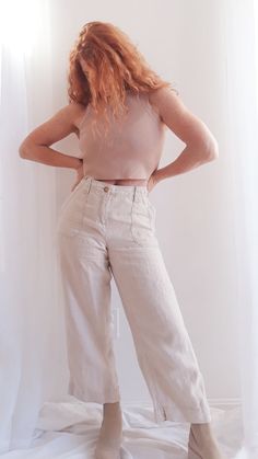 100% linen features side pockets, back pockets, belt loops. Size 8 Measurements: Waist: 32" Hips: 42" Rise: 10.5" Inseam: 25" Leslie is 5'3" and a size 4 High-waist Linen Bottoms In Neutral Color, Relaxed Fit Linen Cargo Pants With Pockets, Chic Linen Bottoms With Welt Pockets, Linen Straight Cargo Pants With Side Pockets, Linen Straight Pants With Cargo Pockets, Spring Linen Bottoms With Pockets, Chic Linen Bottoms For Everyday, Linen Cargo Straight Pants, Linen Cargo Pants With Relaxed Fit And Hip Pockets