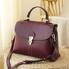 Brand Name:FOXERShape:Casual ToteHandbags Type:TotesTypes of bags:Handbags & Crossbody bagsMain Material:Genuine LeatherGenuine Leather Type:Cow LeatherClosure Type:Zipper & HaspHardness:SOFTExterior:Solid BagStyle:CasualModel Number:900134FLining Material:PolyesterOccasion:VersatileGender:WOMENPattern Type:SolidNumber of Handles/Straps:SingleInterior:Interior Slot PocketInterior:Cell Phone PocketInterior:Interior Zipper PocketInterior:Interior CompartmentDecoration:SequinedDecoration:NONEItem T Burgundy Handheld Travel Bag, Burgundy Large Capacity Satchel For Fall, Burgundy Satchel With Large Capacity For Fall, Handheld Burgundy Shoulder Bag For Travel, Burgundy Shoulder Bag For Office, Fall Burgundy Satchel With Large Capacity, Fall Burgundy Large Capacity Satchel, Large Capacity Burgundy Satchel, Burgundy Handheld Shoulder Bag With Large Capacity