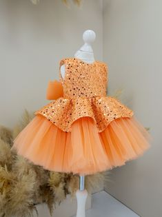 Orange Princess Dress Kids, Kid Dress Design, Baby Gowns Party Wear, Puffy Gown, Baby Girl Gown, Fairy Princess Costume, Big Bow Dress, Gown Birthday, Birthday Princess Dress