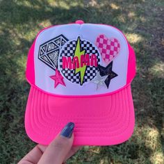 Pink and white mesh back trucker hat with patches applied.  Show your personality with this trendy trucker hat! Pink Trucker Hat With Patches, Cricut Hats, Trucker Hats With Patches, Hat With Patches, Hat Chain, Hat Charms, Girls Cap, Diy Hats, Pink Trucker Hat