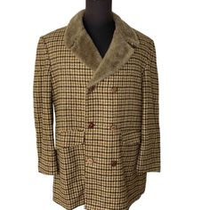 Vintage Wool Car Coat Check Overlay Colors Russet Brown / Harvest Gold / Beige Button Front Heavy Wool Faux Pile Collar Car Coat Winter Check Made In United States Dry Clean Only Vintage 60s / Vintage 70s Size: Mens 44 Measurements: Shoulder 19 In / 48 Cm Chest 22.50 In / 57 Cm Waist 22 In / 56 Cm Sleeve 20.50 In / 52 Cm Length 33 In / 84 Cm Condition: Pre-Owned _________________________________ Retro Brown Double-breasted Outerwear, Vintage Brown Double-breasted Pea Coat, Wool Car Coat, Vintage Brown Single-breasted Classic Outerwear, Vintage Brown Retro Single-breasted Outerwear, Luxury Brown Menswear-inspired Outerwear, Coat Check, Check Coat, Harvest Gold