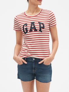 Gap Logo T-Shirt | Gap Factory Casual White T-shirt With Front Logo, White Graphic Tee With Front Logo, Red Crew Neck Top With Logo, Summer Crew Neck Top With Logo, Summer Logo Tops With Crew Neck, Red Graphic Tee With Logo, White Crew Neck Top With Front Logo, Casual Red Tops With Logo, Sporty Cotton Tops With Logo