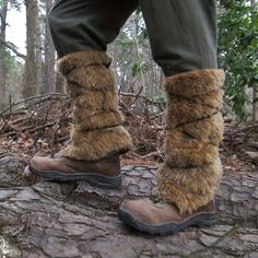 Faster shipping. Better service Fur Leggings, Escudo Viking, Costume Viking, Medieval Garb, Boot Covers, Viking Clothing, Dr Shoes, Leg Warmer