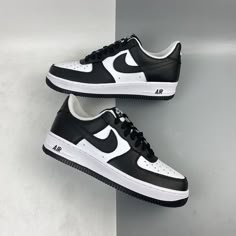 Nike Shoes Air Forces, Air Force Shoes Black And White, Pandas Air Jordans, Black And White Airforce 1s, Nikes Black And White, Nike Airforce Shoes, Air Jordan Pandas, Black And White Air Force 1 High Top, Nike Shoes White And Black