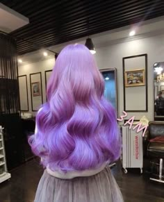 gorgeous lavender purple hair Milk Chocolate Hair Color, Milk Chocolate Hair, Kitty Cheshire, Mermaid Purple, Balayage Hairstyle, Hair Color Chocolate, Chocolate Hair, Inspiration Tattoos