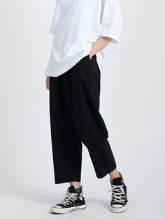 Editor's NotesLinen Cropped Pants Black from PAPERBOY are linen pants made with a relaxed silhouette at the hips. You can adjust the size with a string at the waist. Deformation was minimized through bio-washing. There are pockets on each side and one pocket on one side of the hip.- 15 wt. cotton thread- Pocket details- String detail- High quality fabricMeasurements (in.)- Size: S / M / L / XL- Length: 35.4 / 35.8 / 36.2 / 36.6 in.- Waist: 13.3~16.9 / 14.1~17.7 / 14.9~18.5 / 15.7~19.2 in.- Thigh: 13.7 / 14.1 / 14.5 / 14.9 in.- Crotch: 14.1 / 14.5 / 14.9 / 15.3 in.- Hem: 6.7 / 7.0 / 7.2 / 7.4 in.*Model InformationMan- Height: 6'0 Weight: 132.2 lbs. Size: LWoman- Height: 5'4 Weight: 99.2 lbs. Size: SComposition & Care- 55% Linen, 45% Cotton- Dry Clean OnlyDesigner- by PAPERBOY Relaxed Cotton Harem Pants With Straight Leg, Relaxed Cotton Ankle-length Harem Pants, Relaxed Cotton Harem Pants Ankle-length, Baggy Cotton Harem Pants, Relaxed Cotton Wide-leg Harem Pants, Relaxed Cotton Wide Leg Ankle-length Pants, Cotton Harem Pants Relaxed Fit For Everyday, Relaxed Cotton Ankle-length Wide Leg Pants, Relaxed Ankle-length Cotton Wide Leg Pants