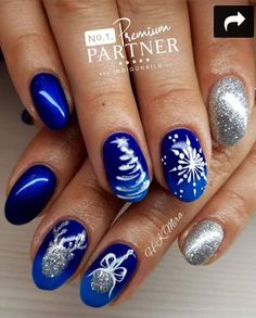 Christmas Nails 2023 Trends Blue, Blue Christmas Nails 2023, Blue Xmas Nails Designs, Blue Christmas Nails Designs, Teal Christmas Nails, Christmas Nails Light Blue, Blue And Silver Christmas Nails, Christmas Nail Designs Blue, Blue Xmas Nails