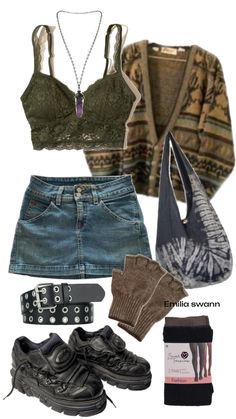 Simple Grunge Outfits, Grunge Outfit Aesthetic, Forest Grunge, Alt Summer Outfits, Summer Grunge Outfits, Grunge Summer Outfits