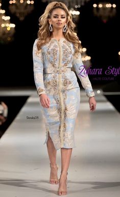 Embroidered Wedding Gown, Prom Dress Couture, Eastern Dresses, Moroccan Fashion, Moroccan Dress, Arab Fashion, Fashionista Clothes, Caftan Dress, Indian Designer Outfits