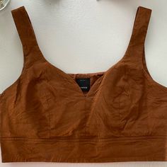 V-Neck Cropped Top Size 42 (M) Linen Y Viscosa Made In Italy Fitted Brown V-neck Tank Top, Fitted Brown V-neck Crop Top, Brown V-neck Crop Top, Brown V-neck Crop Top For Spring, Neck Crop Top, Cropped Top, Crop Top, In Italy, Womens Tops