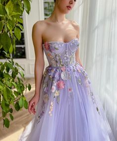 Purple Dress With Flowers, Lavender Gown, Tulle Prom Dresses, Bloom Flowers, Prom Dresses Elegant, Wedding Court