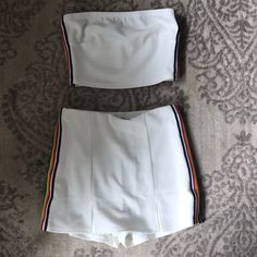 Only Tried On Once After It Arrived In The Mail And It’s Too Small! I Would Say It Would Fit Someone Sized Xs, I’m A 4 And It’s Too Small For Me. Great Quality With Elastic To Keep The Top On Place And Clear Straps For Storage. White Sporty Crop Top For Spring, Sporty White Crop Top For Spring, White Fitted Summer Crop Top, Skirt Sets, Tube Top, A 4, Gray White, Skirt Set, Womens Skirt