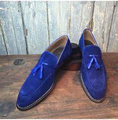 Suede Shoes Men, Blue Suede Loafers, Quality Leather Boots, Long Shoes, Personal Closet, Tassel Shoes, Shoes Oxford, Custom Design Shoes, Oxford Style