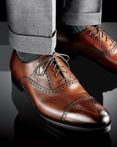 Prada Black Shoes Men Mens Wardrobe, Smart Casuals, Oxford Brogues, Brown Oxfords, Leather Wedding, Brown Shoes, Shoes Collection, Bruce Wayne