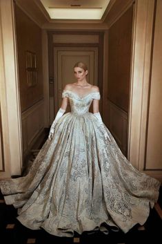 Sadek Majed, Brides Gown, Gown Ideas, 파티 드레스, Royal Dresses, Couture Bridal, A Wedding Dress, Fairytale Dress