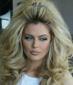 Big Hair Ideas, Big Hair For Wedding, Wavy Hairstyles Over 50, Fembot Hair, Big Prom Hair, Big Hair Hairstyles, Hairstyles For Big Heads, 90s Big Hair, Big Southern Hair