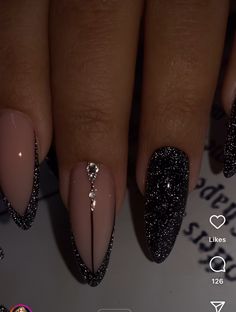 New Years Goth Nails, Black New Year Nail Designs, Blush And Silver Nails, Black And Gold Nye Nails, Nails To Match Black Sparkly Dress, Black New Years Nail Designs, New Year Nails Design 2024 Black, Black New Year Nails, Birthday Nails Black And Silver