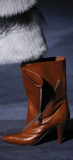 Fall 2018 RTW Givenchy Vogue France, Givenchy Paris, Shoe Inspiration, Pretty Shoes, Fall 2018, Shoe Lover, Shoes Booties, Beautiful Shoes, Nice Shoes