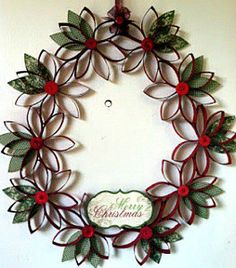 christmas wreaths made out of paper and ribbon are shown in four different stages of making