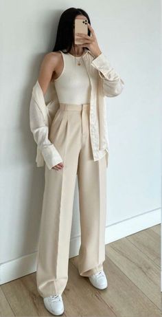 Asthetic Cloths Idea Girl, Class Aesthetic, Teens Outfits, Money Girl, Sixth Form, Mode Zara, Casual Day Outfits, Quick Outfits, Trendy Fall Outfits