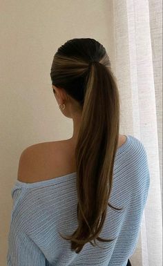 Rambut Brunette, Sleek Ponytail Hairstyles, Slicked Back Hair, Work Hairstyles, School Hairstyles, Sleek Ponytail