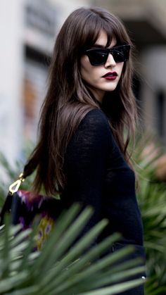 Burgundy Lipstick, Cortes De Cabello, Hair Day, Hairstyles With Bangs, Hair Goals, Medium Hair Styles