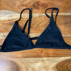 Jacks Surfshop Black Womens Bikini Top Triangle Top Size : Medium Never Worn * Make Best Offer Black Strappy Swimwear For Poolside, Black T-back Swimwear For Beach, Black T-back Swimwear, Black T-back Swimwear With Built-in Bra, Black Adjustable Swimwear For Poolside, Adjustable Black Swimwear For Poolside, Black Triangle Top Swimwear For Pool, Black Strappy Swimwear For Sunbathing, Summer Black T-back Swimwear