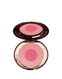 Fard à joues par Charlotte Tilbury Cet article n'est pas inclus dans les promos Fard à joues deux tons Formule crémeuse aux couleurs intenses Technologie Light Flex qui réfléchit la lumière pour un fini lumineux Love Is The Drug est une teinte rose tendre Le produit ne peut pas être renvoyé pour des raisons d'hygiène Cheek To Chic Blush, Charlotte Tilbury Cheek To Chic, Brown Eyeliner Pencil, Pink Matte Lipstick, Blush Pillows, Blusher Brush, Cheek Makeup, Perfect Eyelashes, Blush On Cheeks