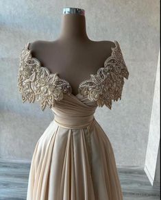 Champagne Wedding Dress Vintage Rose Gold, Green And White Prom Dress, Elegant Gowns Evening, Formal Evening Dresses Elegant, One Shoulder Prom Dress, Prom Dress Shoes, Bow Wedding Dress, Pink Dusty, Sweetheart Prom Dress